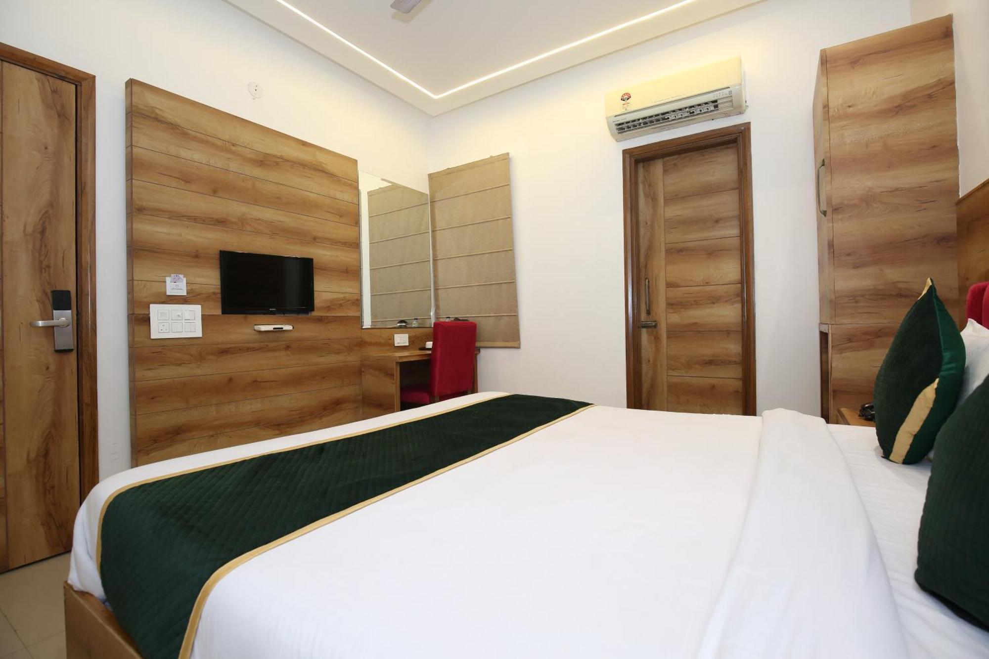 Hotel Rv Regency Amritsar Exterior photo