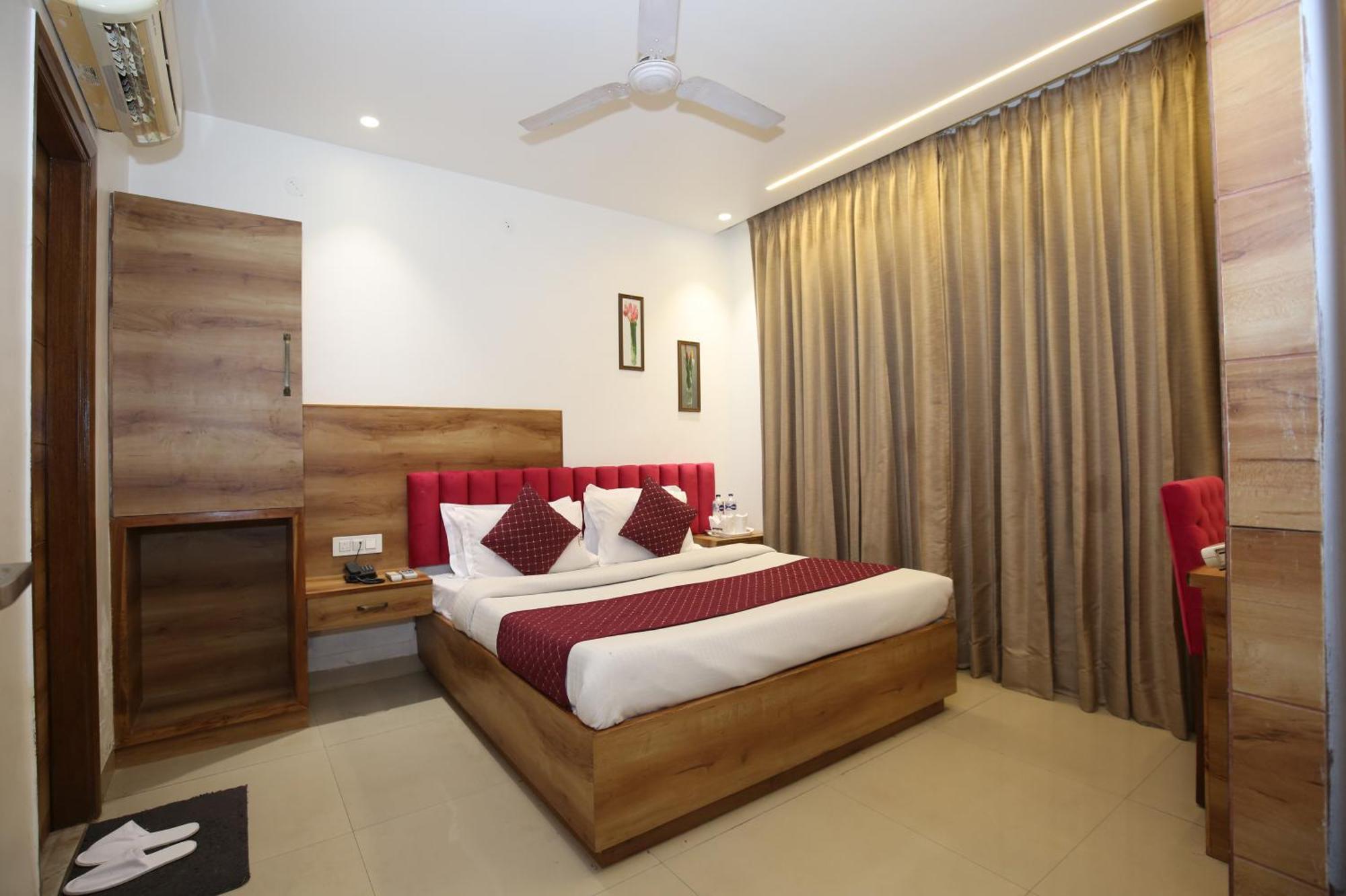 Hotel Rv Regency Amritsar Exterior photo